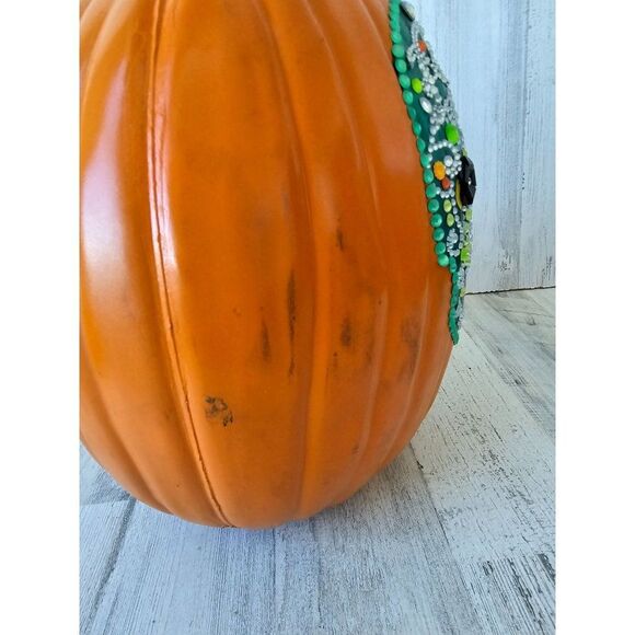 Sugar skull pumpkin jack-o'-lantern beaded Halloween unique decor prop - Picture 5 of 7